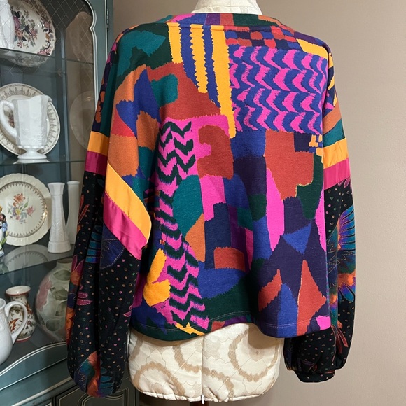 FARM Rio Multicolor Geometric Sweatshirt - Picture 6 of 12